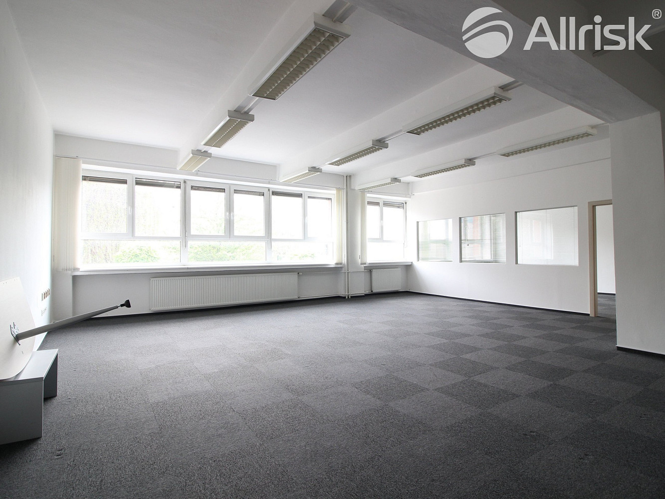Pronájem výrobních prostor 5 237 m² — photo 4