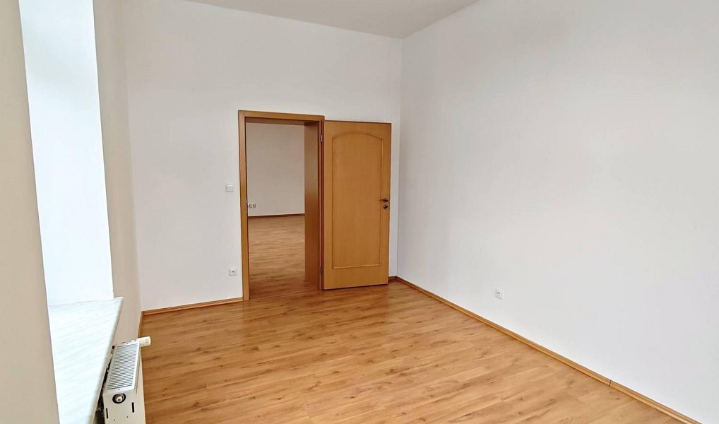 Pronájem bytu 2+1 70 m², Černý Důl – náhled fotky 11