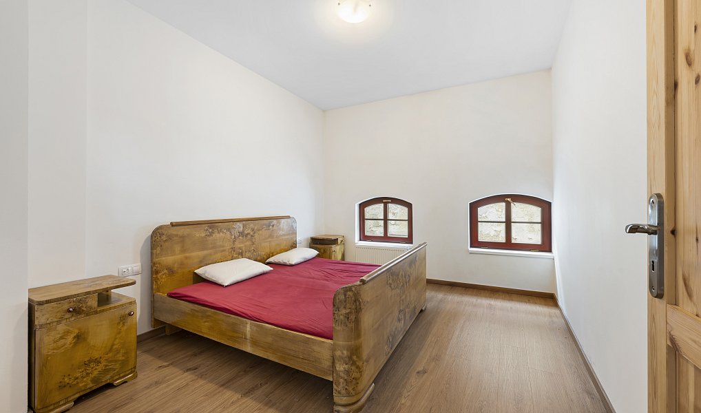 Prodej domu (jiného typu) 600 m² s pozemkem 275 m², Vimperk – náhled fotky 13