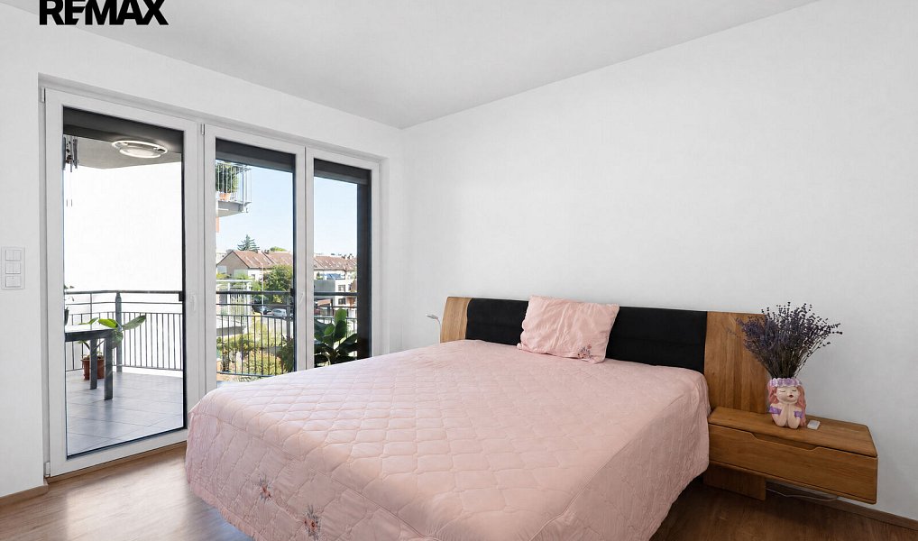 Prodej bytu 3+kk 90 m², Praha – náhled fotky 22