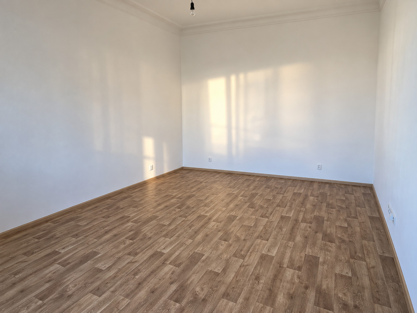 Pronájem bytu 2+kk 50 m² – fotografie 2