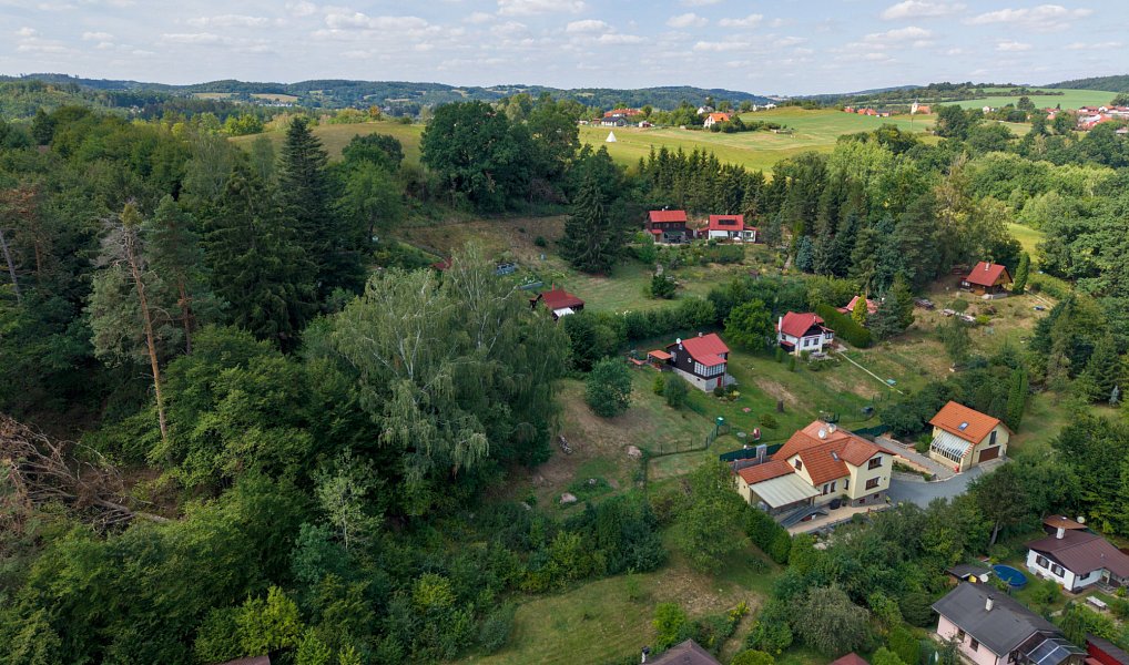 Prodej stavebního pozemku 1 897 m², Hrusice – náhled fotky 7
