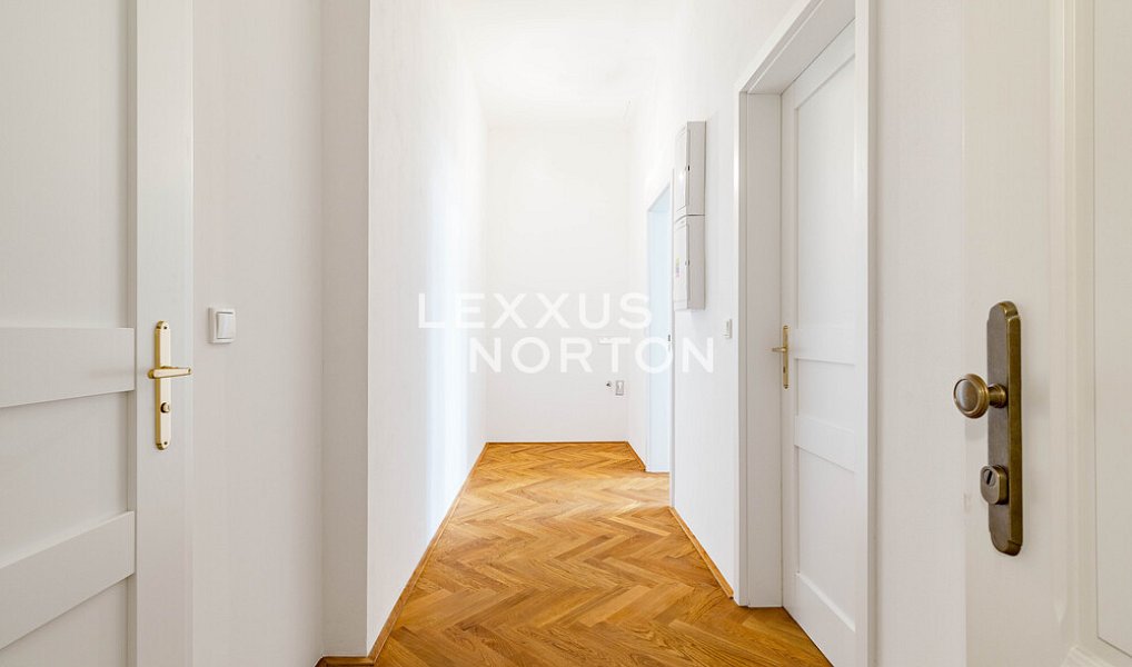 Prodej bytu 2+kk 46 m², Praha – náhled fotky 4