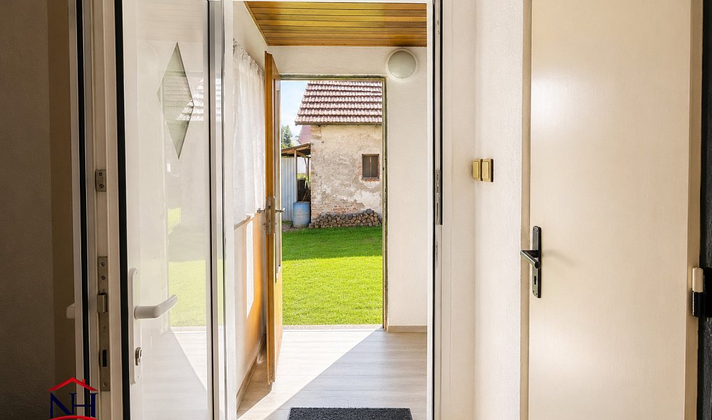 Prodej domu 96 m² s pozemkem 422 m², Vroutek – náhled fotky 7