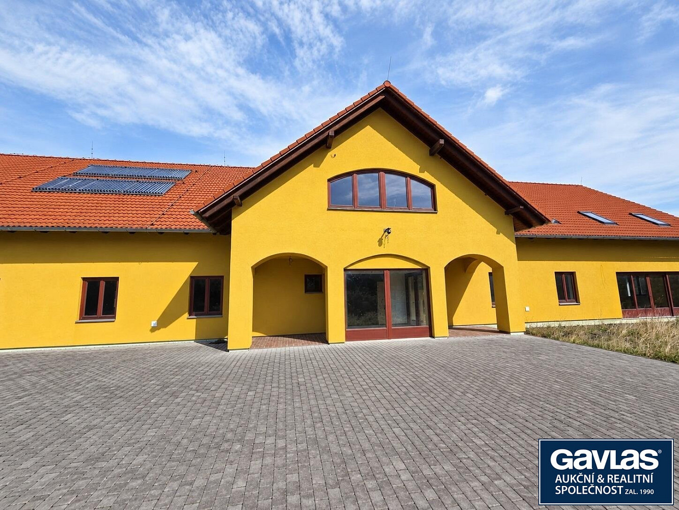 Prodej ubytovacího objektu 570 m² – fotografie 2