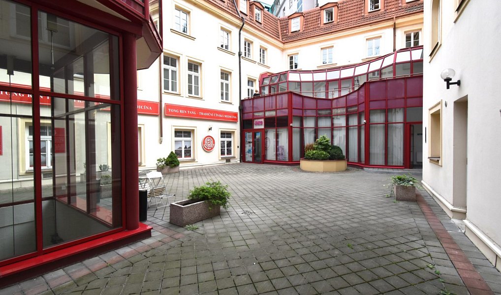 Pronájem kanceláře 131 m², Praha – náhled fotky 10