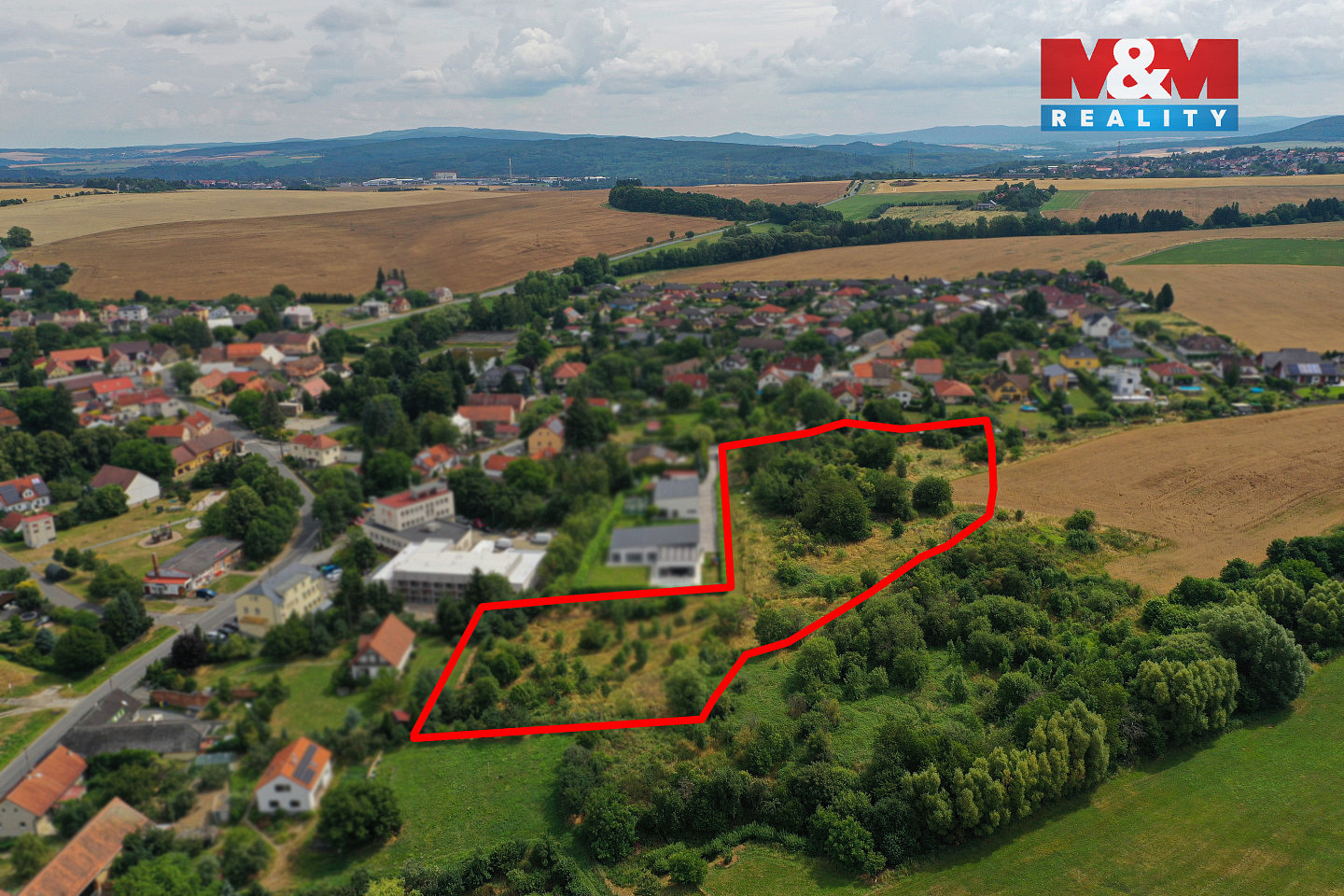 Prodej stavebního pozemku 9 551 m² – další
