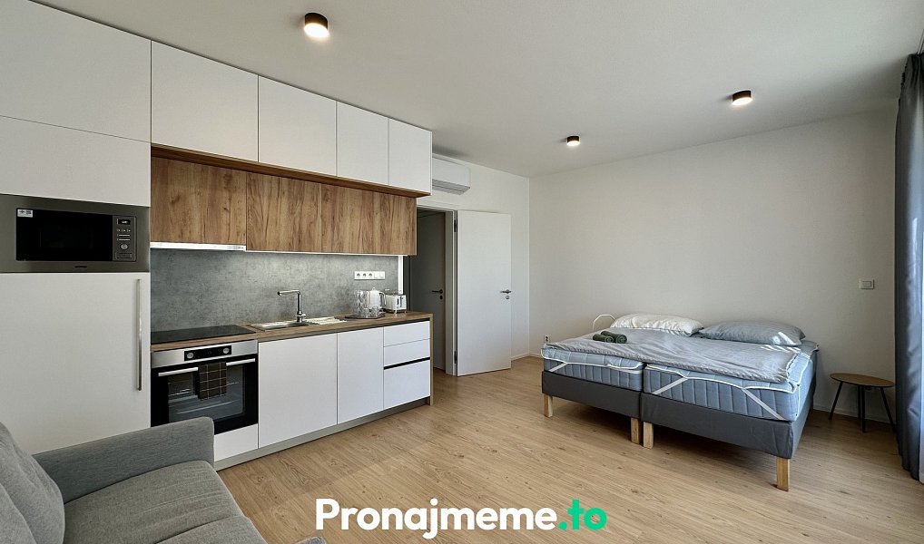 Pronájem bytu 1+kk 34 m², Znojmo – náhled fotky 2
