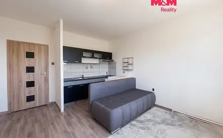 Pronájem bytu 2+kk 40 m², Na Svahu, Česká Lípa