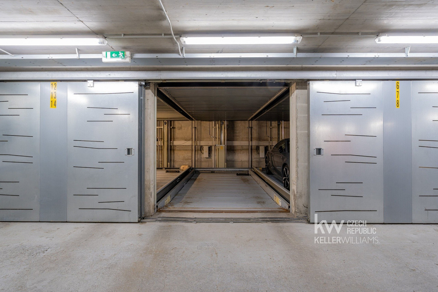 Pronájem garážového stání 11 m2 – fotografie 4