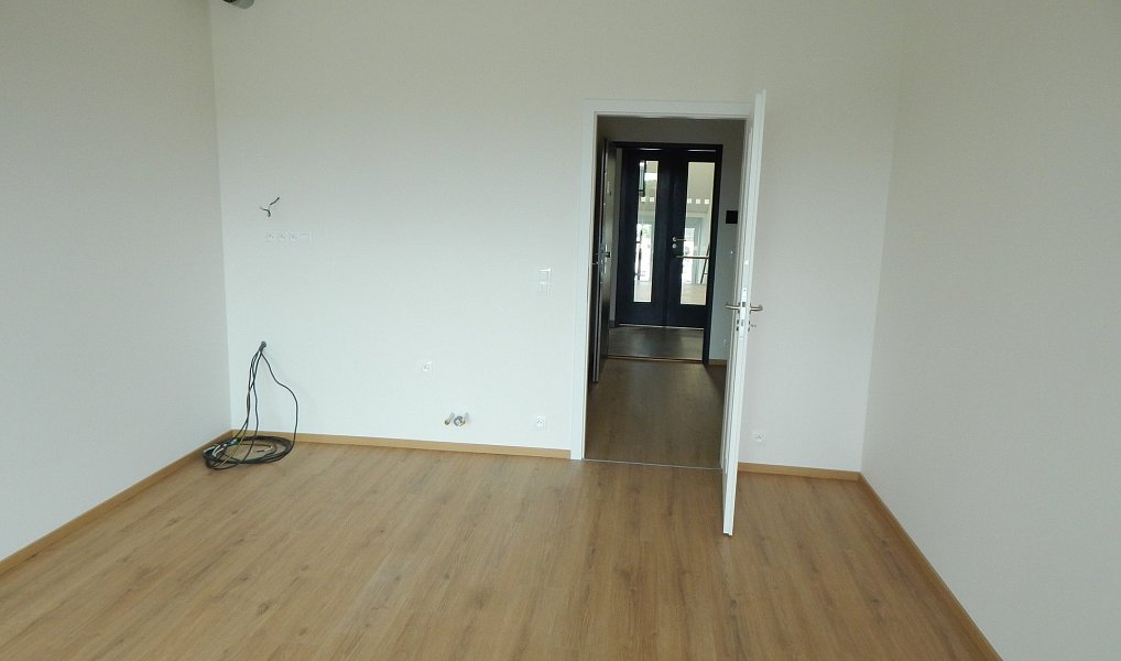 Prodej bytu 1+kk 29 m², Kladno – náhled fotky 4