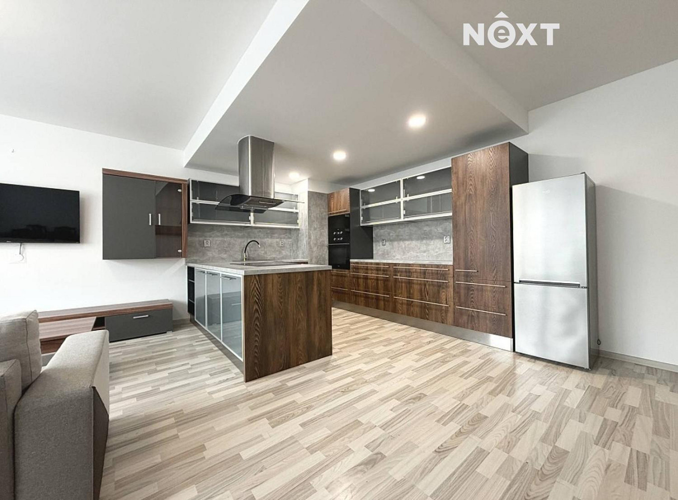 Pronájem bytu 3+kk 87 m² — photo 3