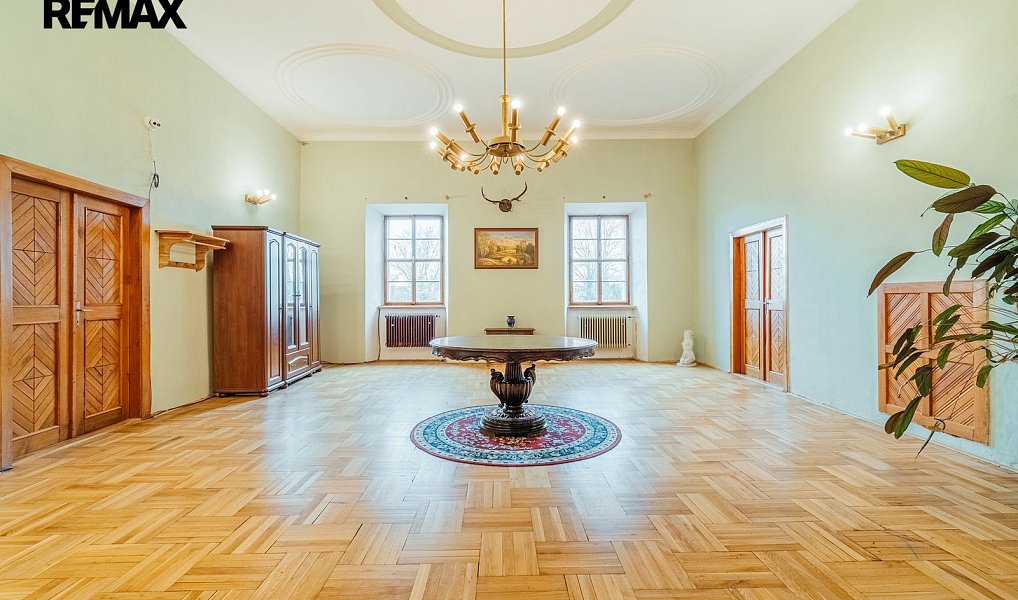 Prodej komerčního objektu (jiného typu) 700 m², Ježovy – náhled fotky 12