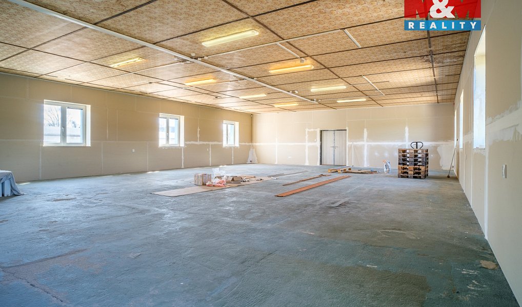 Prodej obchodních prostor 1 200 m², Kadaň – náhled fotky 16