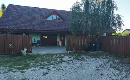 Pronájem domu 100 m² s pozemkem 600 m², Býšť - Hoděšovice, okres Pardubice