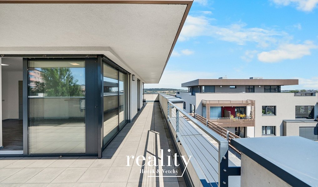 Pronájem bytu 4+kk 127 m², Jihlava – náhled fotky 32