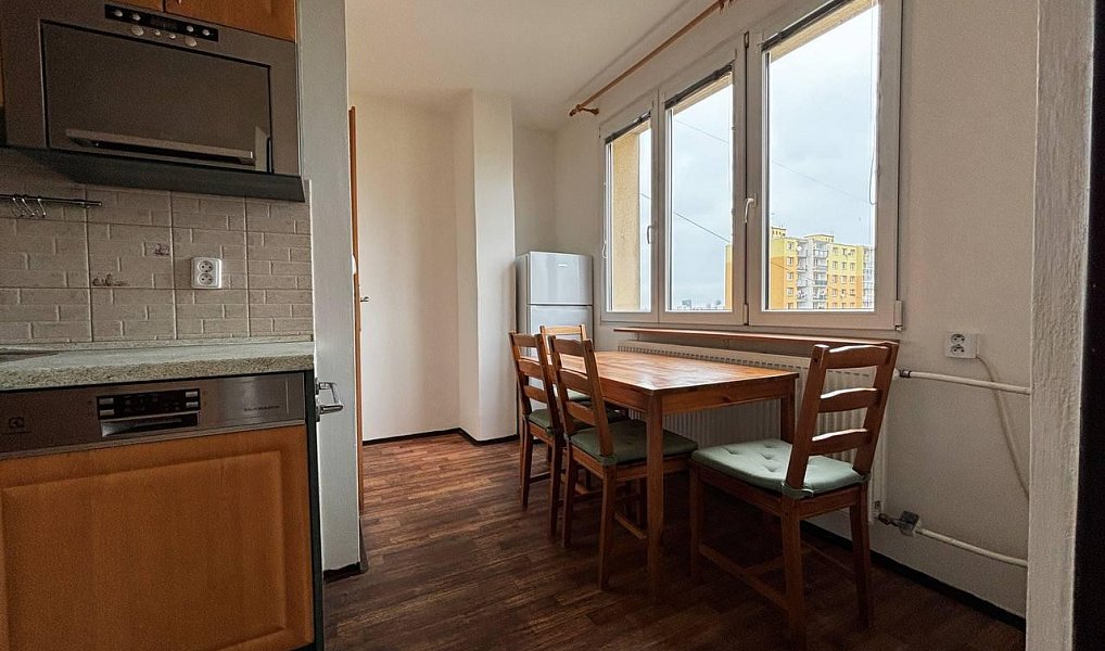 Pronájem bytu 3+1 67 m², Praha – náhled fotky 3