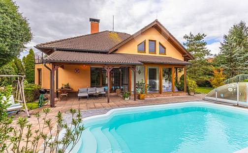 Pronájem domu 200 m² s pozemkem 1 411 m², Suchohrdly, okres Znojmo