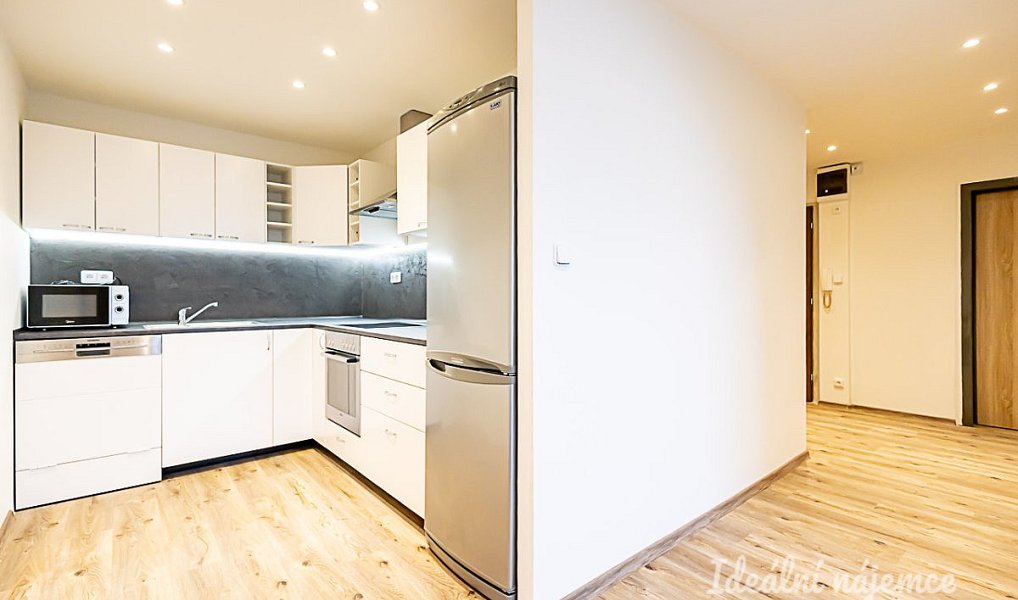 Pronájem bytu 3+kk 67 m², Praha – náhled fotky 3
