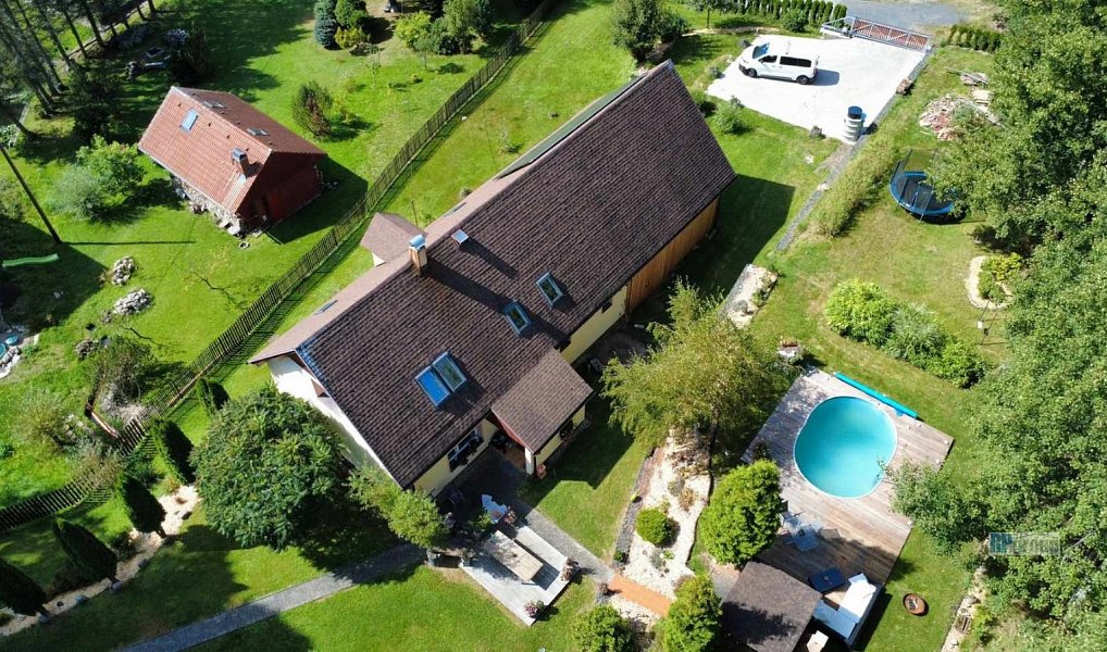 Prodej domu 200 m² s pozemkem 2 284 m², Liberec – náhled fotky 2