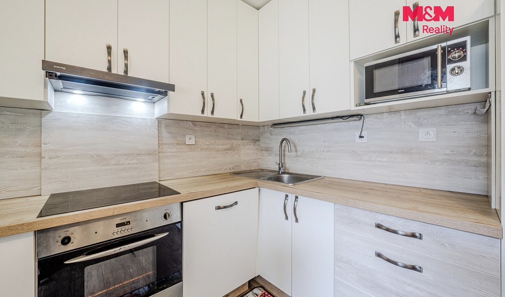 Prodej domu 80 m² s pozemkem 604 m², Bobnice – náhled fotky 4