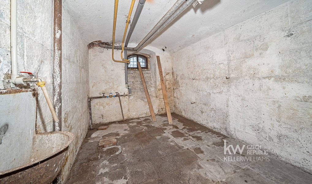 Prodej domu 434 m² s pozemkem 2 176 m², Jilemnice – náhled fotky 34