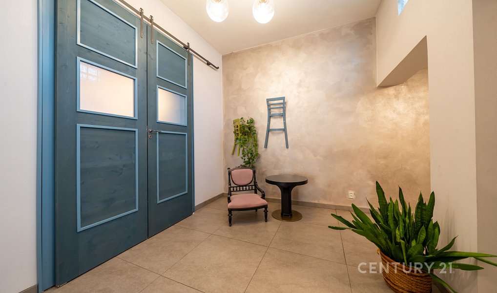 Prodej ubytovacího objektu 1 130 m², Mimoň – náhled fotky 5