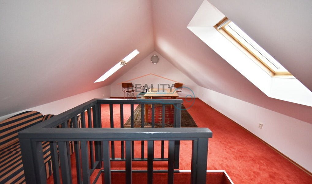 Prodej domu 170 m² s pozemkem 815 m², Vodochody – náhled fotky 29