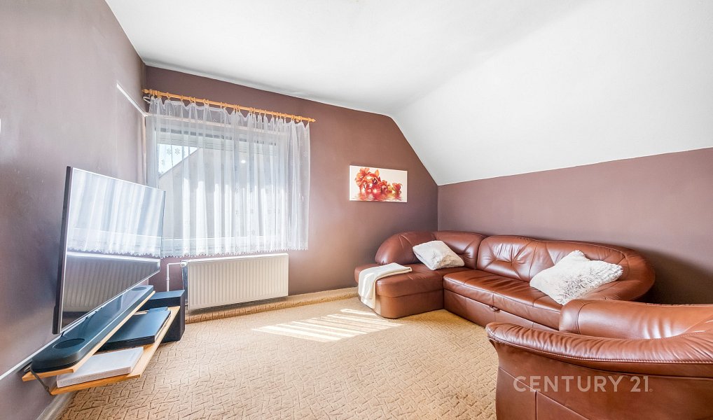 Prodej domu 145 m² s pozemkem 312 m², Kladno – náhled fotky 22