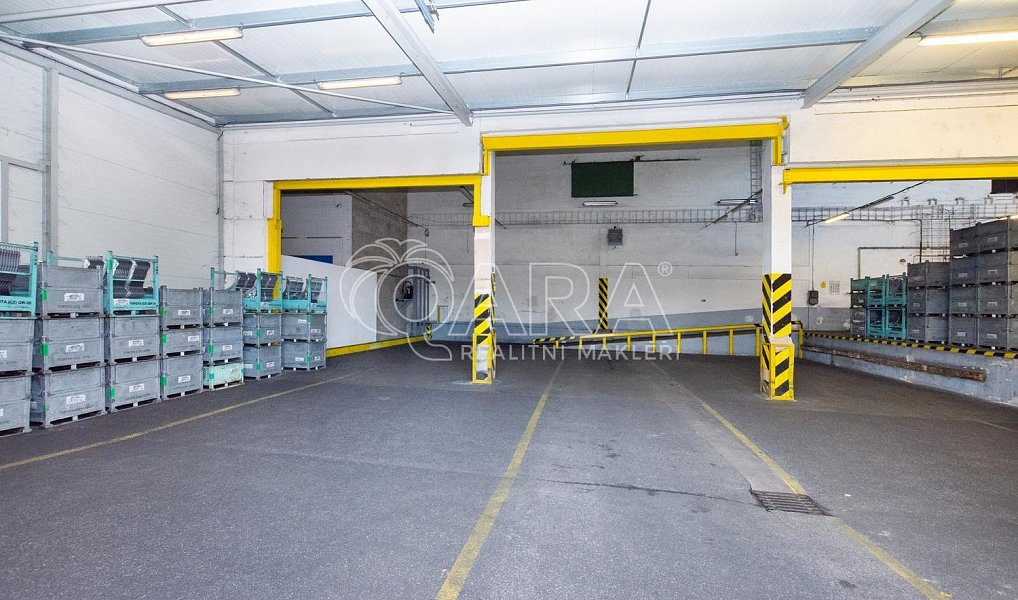 Pronájem výrobních prostor 3 025 m², Písek – náhled fotky 8