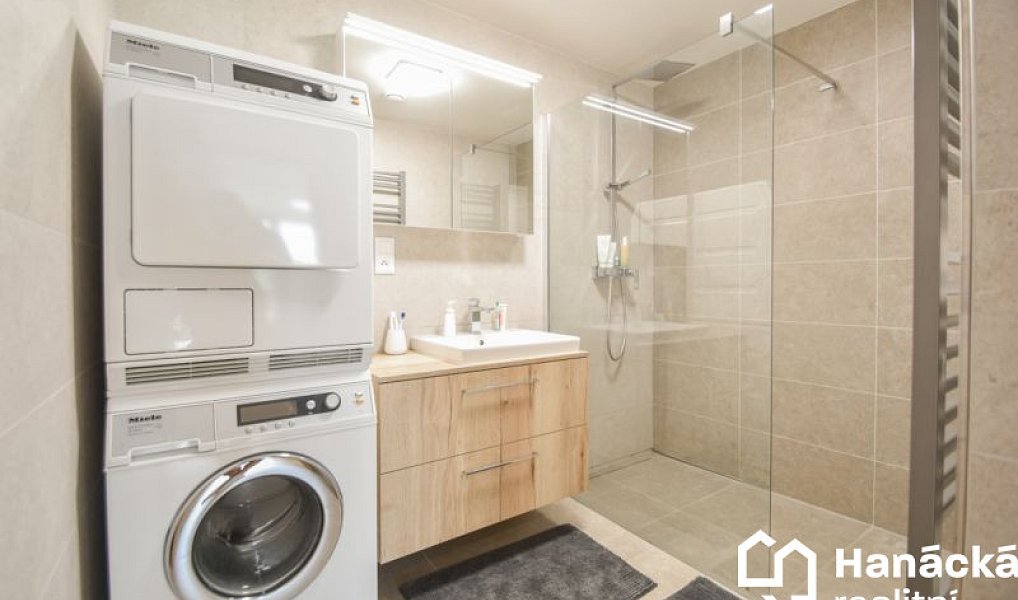 Prodej domu 200 m² s pozemkem 397 m², Olomouc – náhled fotky 29