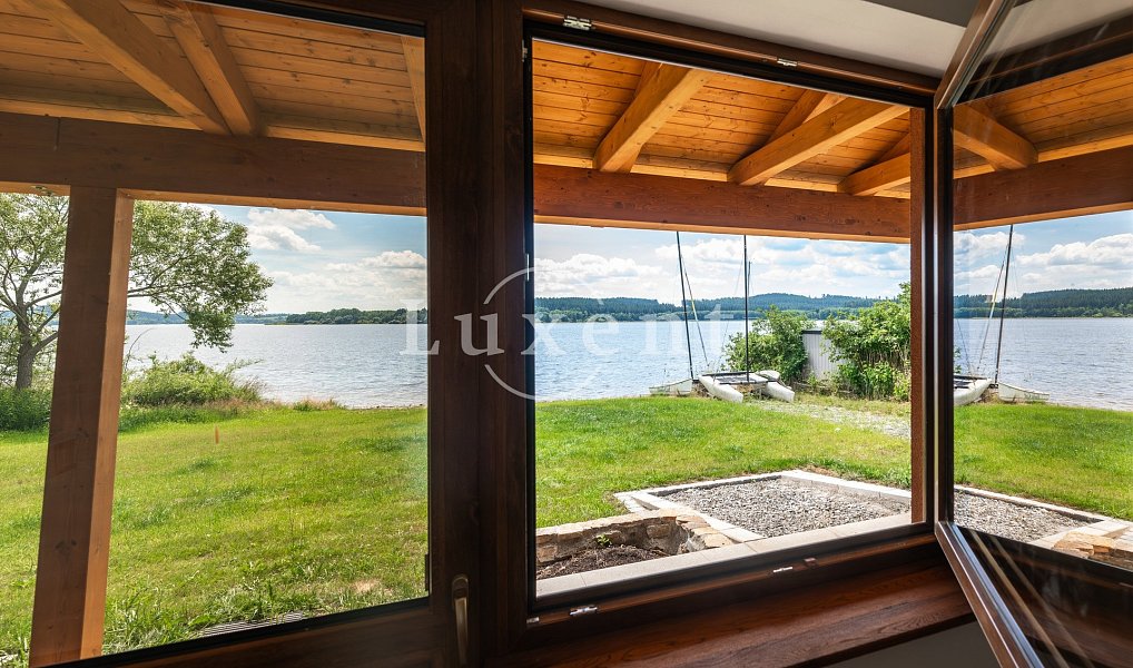 Prodej domu 186 m² s pozemkem 1 808 m², Horní Planá – náhled fotky 11