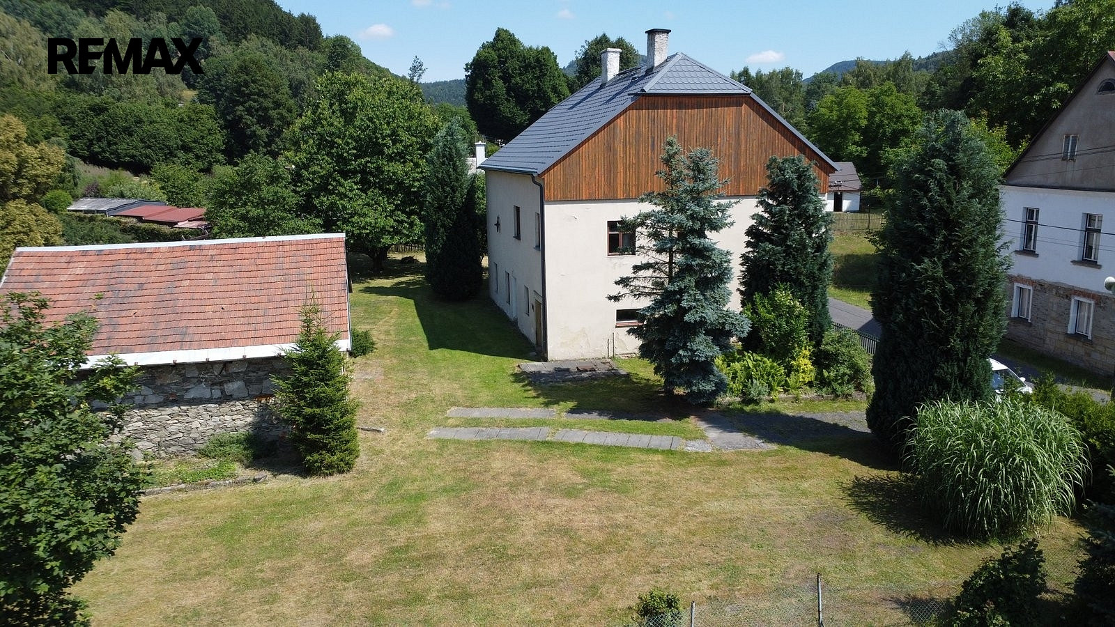 Prodej ubytovacího objektu 215 m²