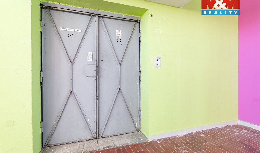 Prodej obchodních prostor 1 200 m², Žďár nad Sázavou – náhled fotky 12