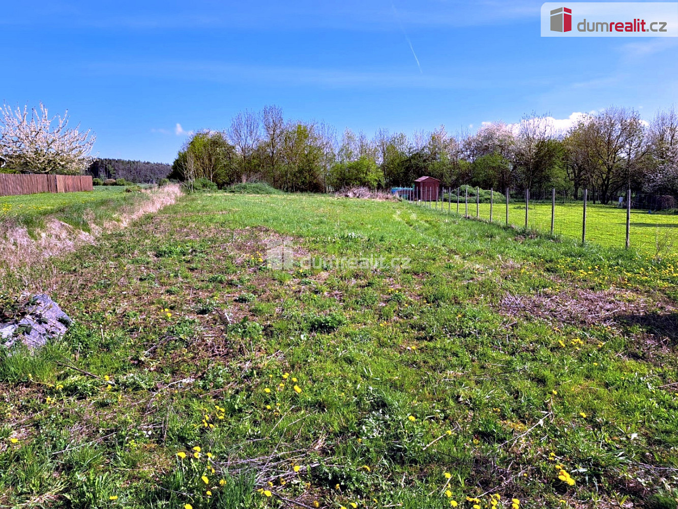 Prodej stavebního pozemku 1 247 m²