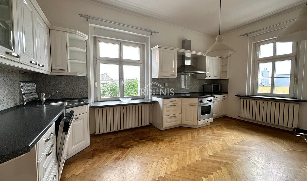 Prodej domu 626 m² s pozemkem 618 m², Chomutov – náhled fotky 5