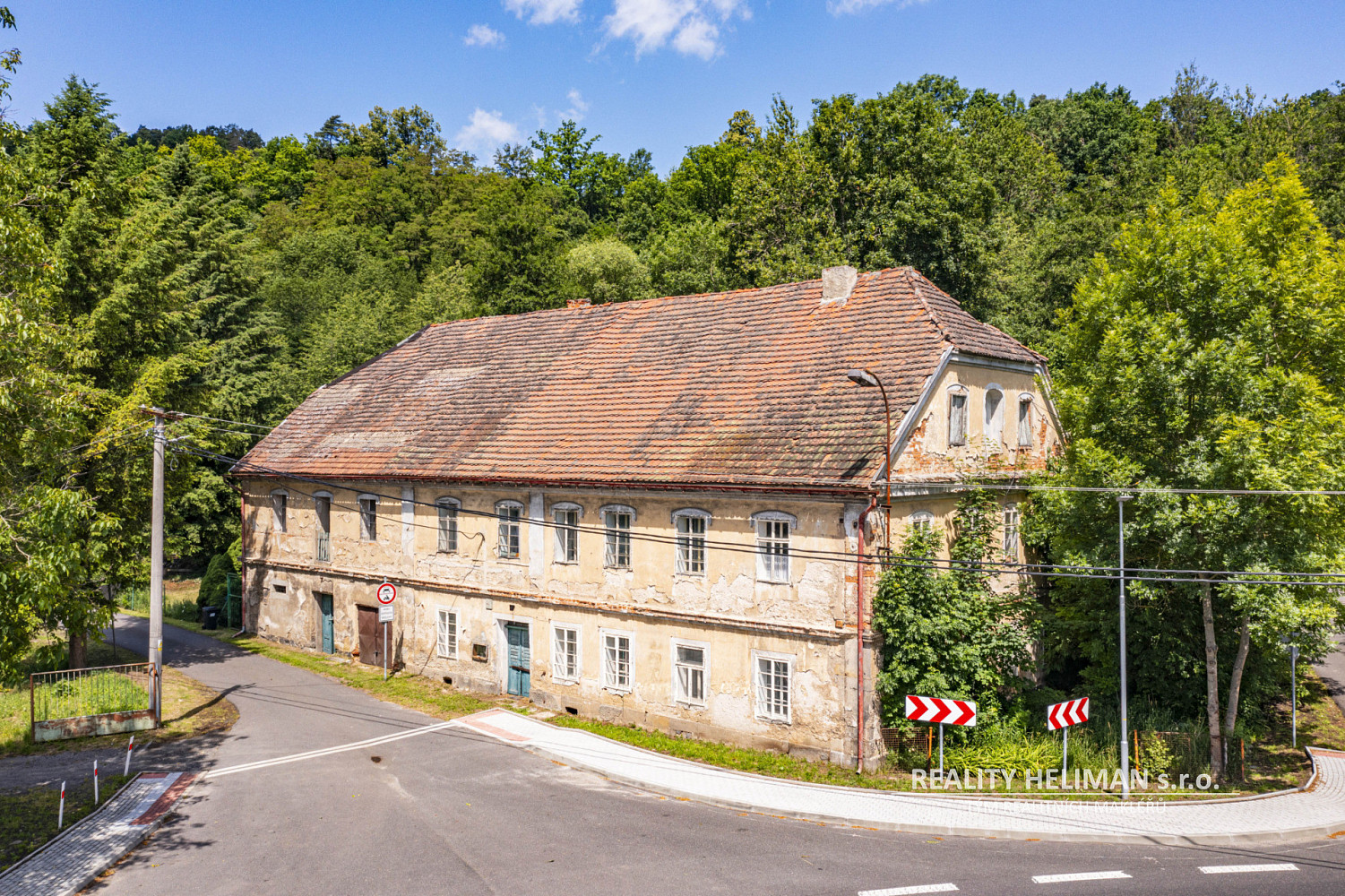 Prodej domu 569 m² s pozemkem 1 864 m²