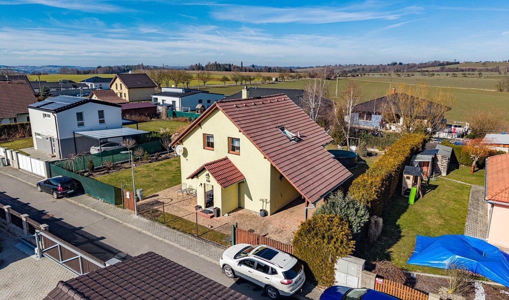 Prodej domu 165 m² s pozemkem 735 m², Tehov – náhled fotky 22