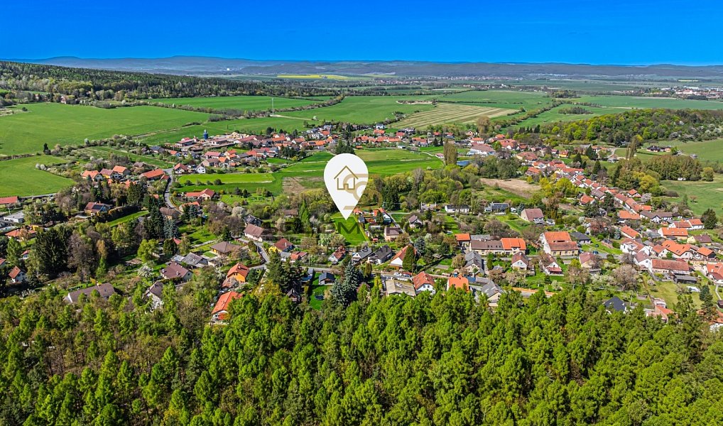 Prodej stavebního pozemku 4 472 m², Běštín – náhled fotky 9