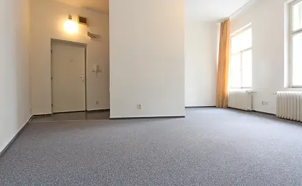 Pronájem bytu 1+kk 28 m²
