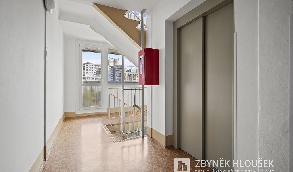 Prodej bytu 2+kk 42 m², Praha – náhled fotky 21