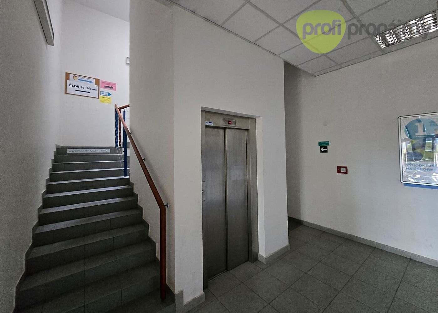 Pronájem kanceláře 11 m² – fotografie 4