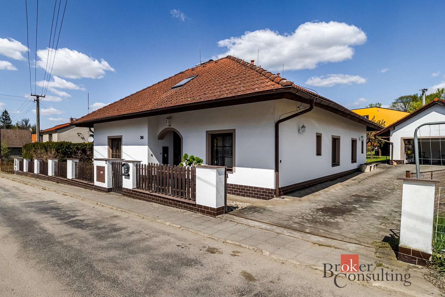 Prodej domu 220 m² s pozemkem 887 m² — photo 3