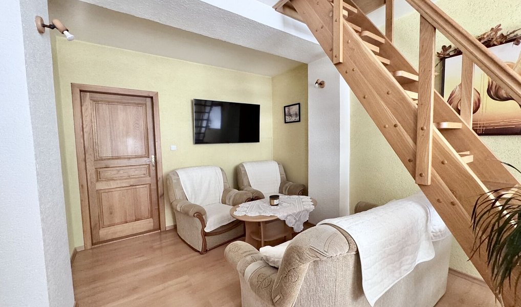 Prodej bytu 5+kk 102 m², Huzová – náhled fotky 7
