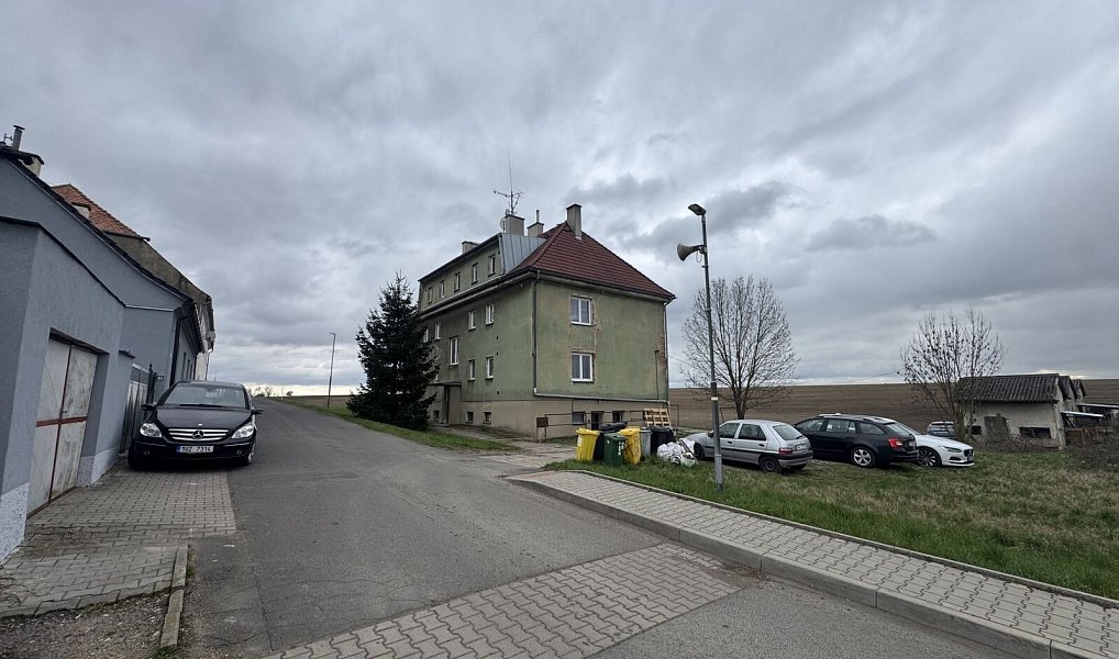 Prodej nájemního domu, činžáku 357 m², Vrbičany – náhled fotky 3