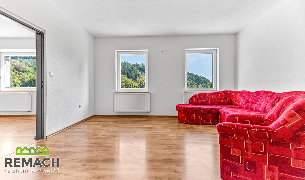Pronájem bytu 2+kk 50 m², Hronov – náhled fotky 2