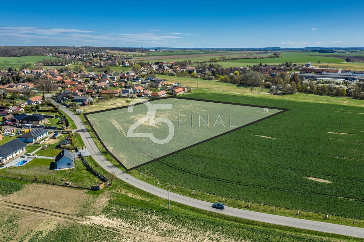 Prodej pole 23 699 m²