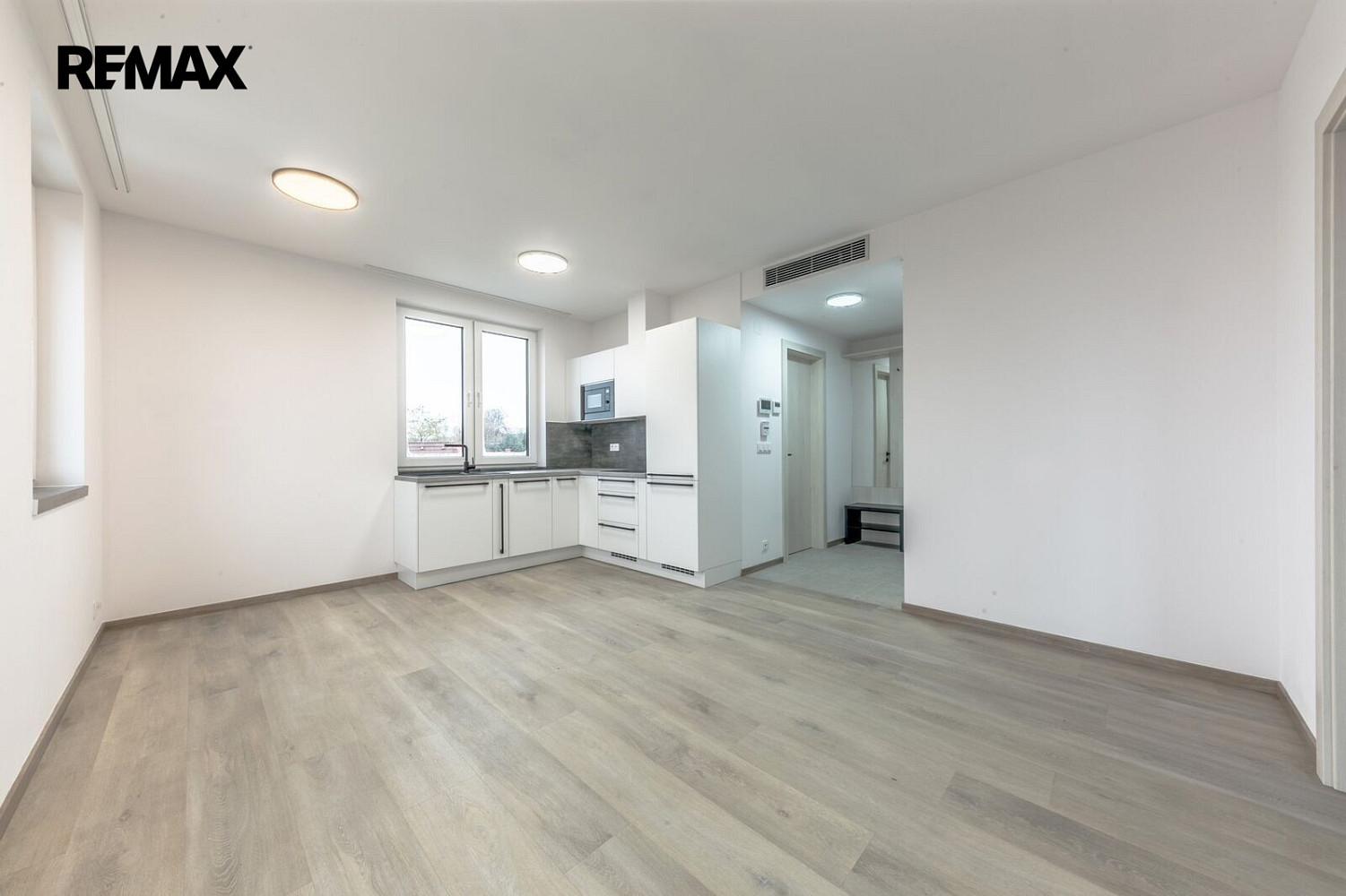 Pronájem bytu 2+kk 39 m²