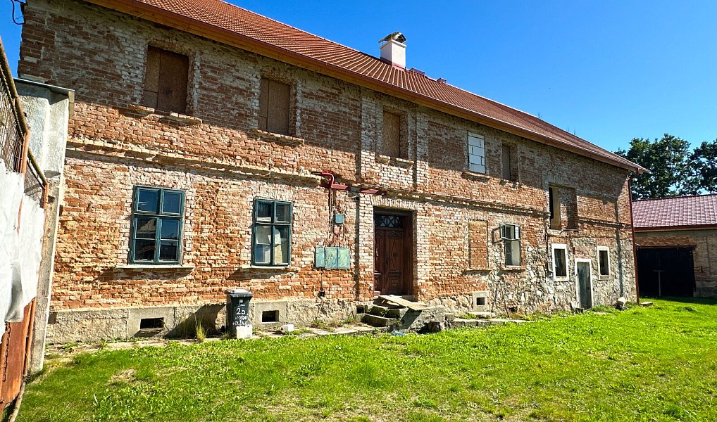 Prodej domu 710 m² s pozemkem 2 962 m², Prostiboř – náhled fotky 8