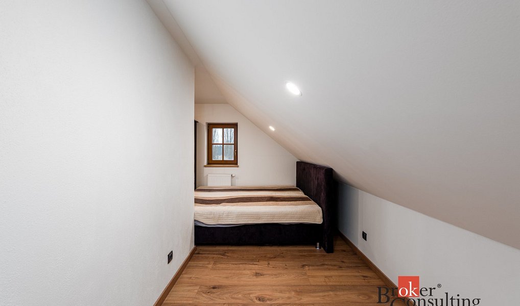 Prodej bytu 4+kk 120 m², Plzeň – náhled fotky 15